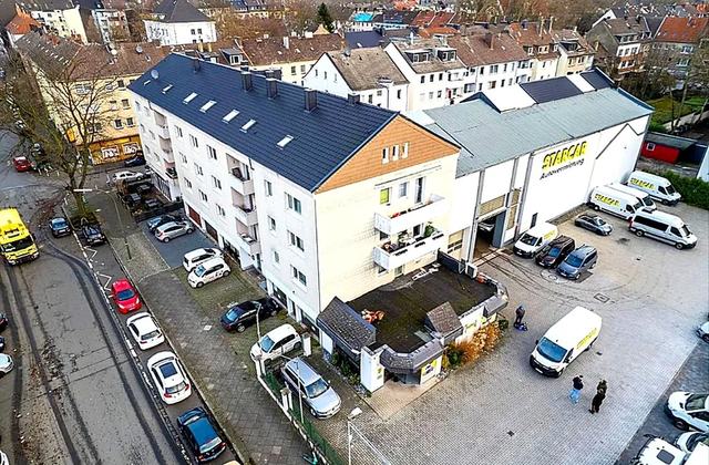 Wohn- & Geschäftshaus