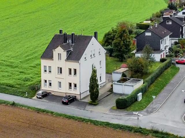 Mehrfamilienhaus